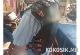 Продам жилет байкера (натуральная кожа)