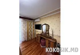 Большая 3-комнатная квартира в центре Бендер