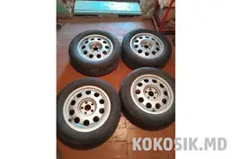 Комплект дисков с резиной