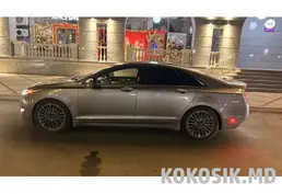 Lincoln MKZ Hybrid