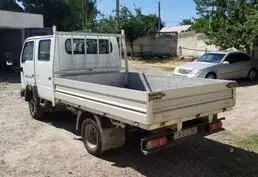 Купить грузовой автомобиль Nissan Cabstar