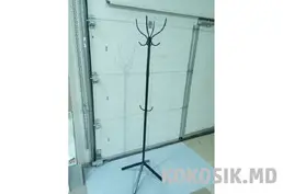 Эксклюзивная кованая напольная вешалка