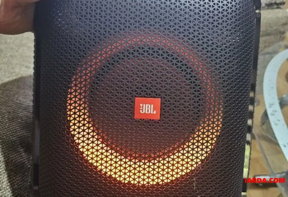 Купить колонку 100 Вт JBL Encore Essential