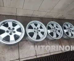 Оригинальные диски R15 на Toyota Prius