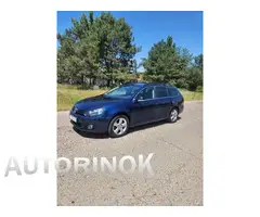 Volkswagen Golf 2011 г.