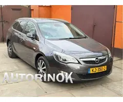 Opel Astra 2013 универсал дизель