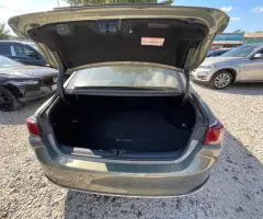 Lexus ES300h (Доступен в Автокредит)