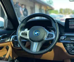 BMW G30 530e (Доступен в Автокредит)