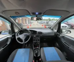 Opel Zafira (Доступен в Автокредит)