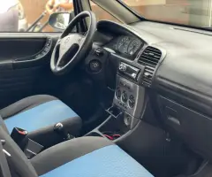 Opel Zafira (Доступен в Автокредит)