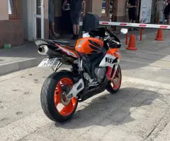 Honda CBR1000RR (Доступен в Автокредит)