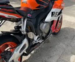 Honda CBR1000RR (Доступен в Автокредит)