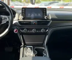 Honda Accord (Доступен в Автокредит)