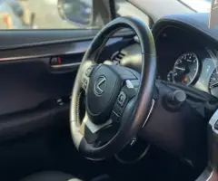 Lexus NX300 (Доступен в Автокредит)