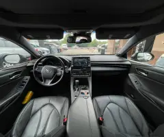 Toyota Avalon Hybrid (Доступен в Автокредит)