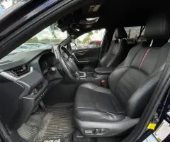 Toyota RAV4 Plug-In-Hybrid(Доступен в Автокредит)