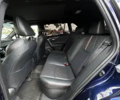 Toyota RAV4 Plug-In-Hybrid(Доступен в Автокредит)