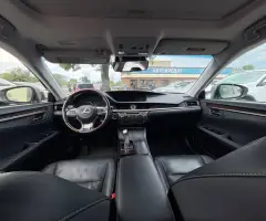 Lexus ES300h (Доступен в Автокредит)