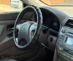 Toyota Camry 40 Hybrid (Доступен в Автокредит)
