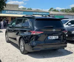 Toyota Sienna (Доступен в Автокредит)