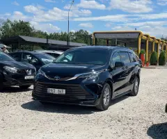 Toyota Sienna (Доступен в Автокредит)