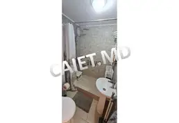 Chirie-2-х комнатная квартира, 50м², Codru, Centru, str. Costiujeni