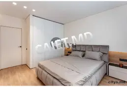 2-х комнатная квартира, 65м², Мирча чел Бэтрын