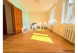 Apartament cu 2 camere, 48m², Florilor, Autorul Nikolai
