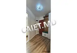 2-х комнатная квартира, 52м², Cuza Voda,3