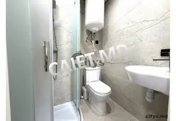 Apartament cu 2 camere, 37m², Independentei, Autorul Nikolai