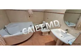 Chirie-Casă cu 2 nivele, 300m², Chisinau, Telecentru, str.Gheorghe Malarciuc