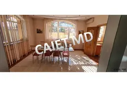 Chirie-Casă cu 2 nivele, 300m², Chisinau, Telecentru, str.Gheorghe Malarciuc