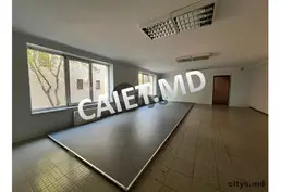 Chirie-Casă cu 2 nivele, 490m², str. Alexei Șciusev