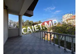 Chirie-Casă cu 2 nivele, 490m², str. Alexei Șciusev
