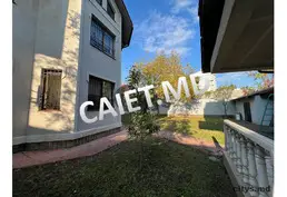 Chirie-Casă cu 2 nivele, 490m², str. Alexei Șciusev