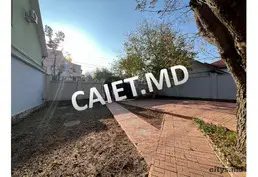 Chirie-Casă cu 2 nivele, 490m², str. Alexei Șciusev