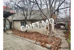 Casă cu un nivel, 92m², Centru, Autorul Alina