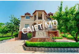 Casă cu 2 nivele, 260m², Гура Вэий, Autorul Nikolai