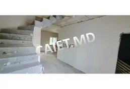 Дуплекс - Таунхаус с 2 уровнями, 145м², str.Codru