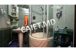 Apartament cu 3 camere, 71m², Buiucani, Onisifor Ghibu