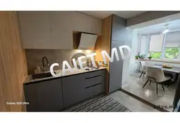 Apartament cu 3 camere, Centru 72m², str. Albisoara, Autorul Ilia. T