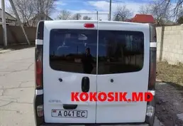Купить Opel Vivaro 2005г