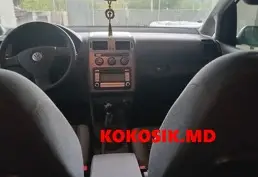 Купить Volkswagen Touran 2007 года