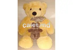 Коллекция сувениров, игрушек и предметов декора