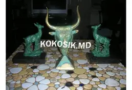 Коллекция антиквариата и винтажных предметов